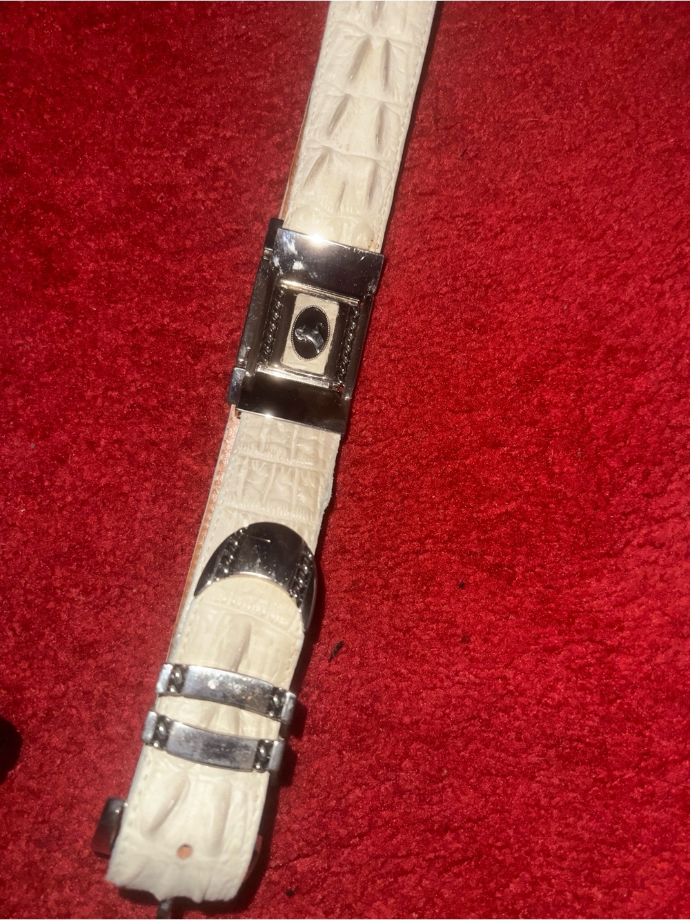 Men's White Croc-Texture Leather Belt with Silver Buckle